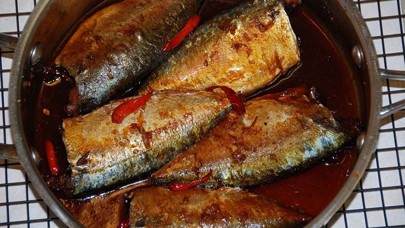 Cá bạc má kho tiêu đậm vị