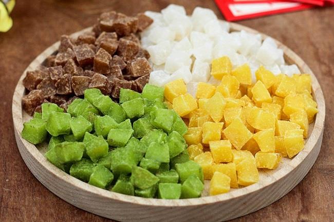 Mứt dừa viên/ hạt lựu màu sắc hấp dẫn