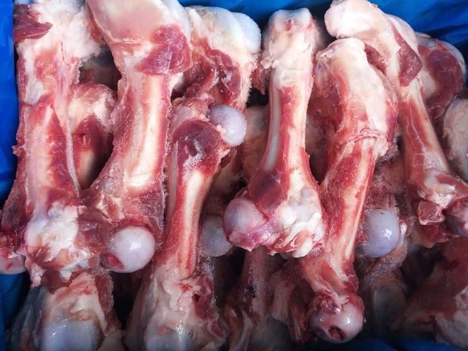 Chọn nguyên liệu xương tươi ngon khi nấu nước lèo