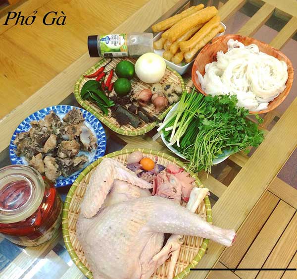 Nguyên liệu nấu phở gà
