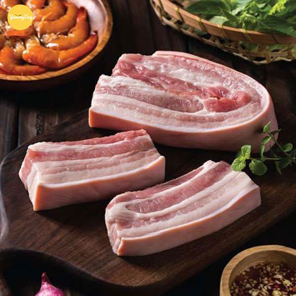 Chuẩn bị thịt ba chỉ tươi ngon