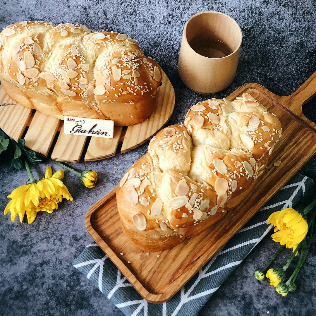 Bánh mì hoa cúc thơm ngon nức lòng người thưởng thức