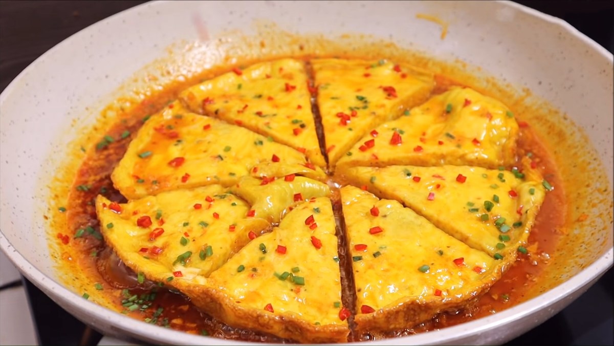 Món trứng chiên nước mắm "làm mưa làm gió" hiện nay