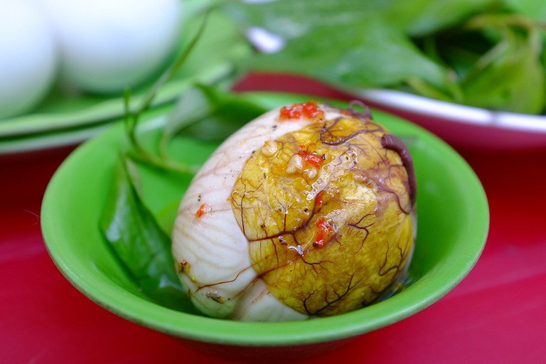 Luộc trứng vịt lộn tầm 15 phút là ngon